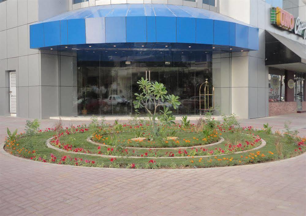 Days Olaya Hotel Riaad Buitenkant foto