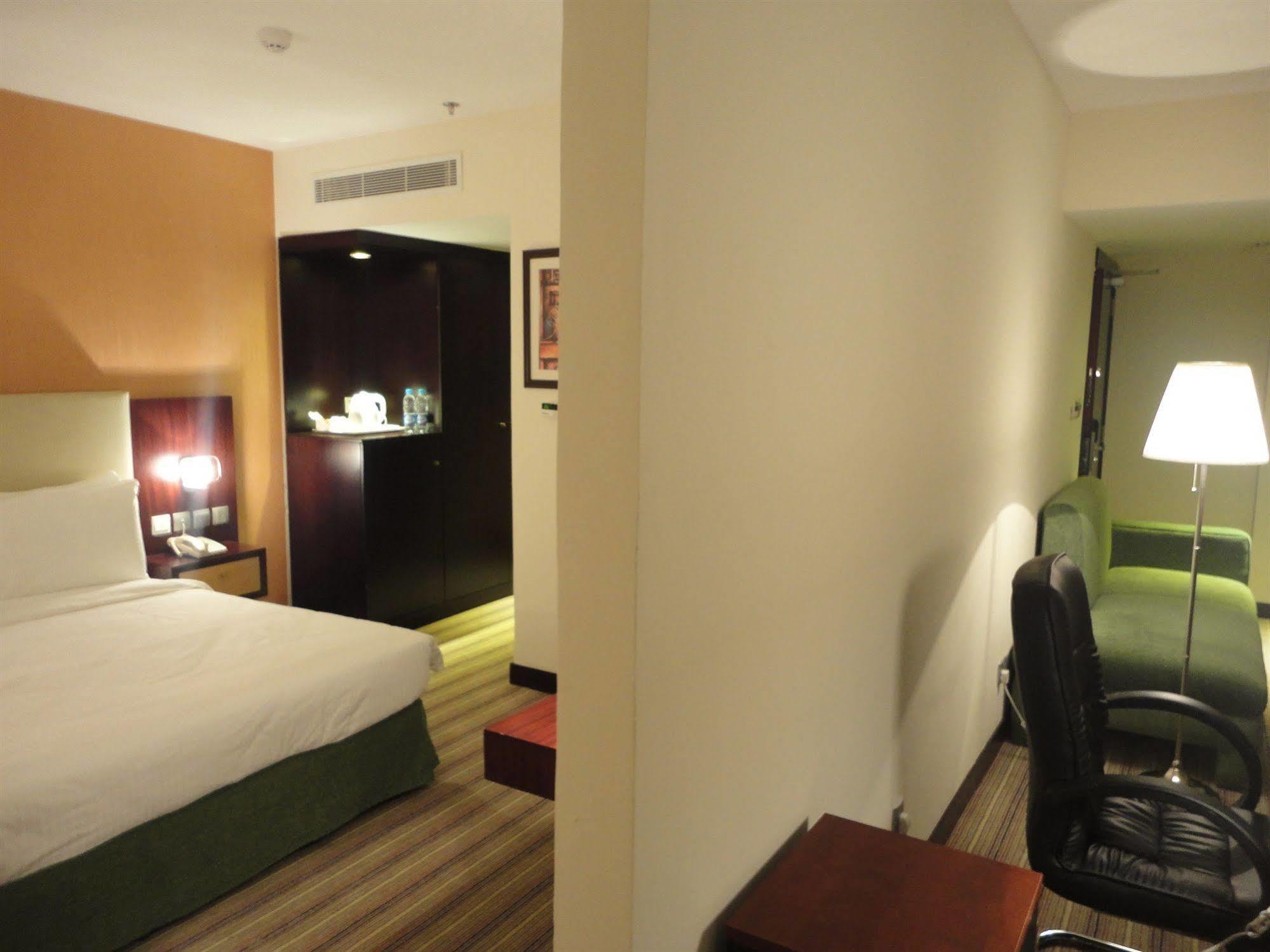 Days Olaya Hotel Riaad Buitenkant foto