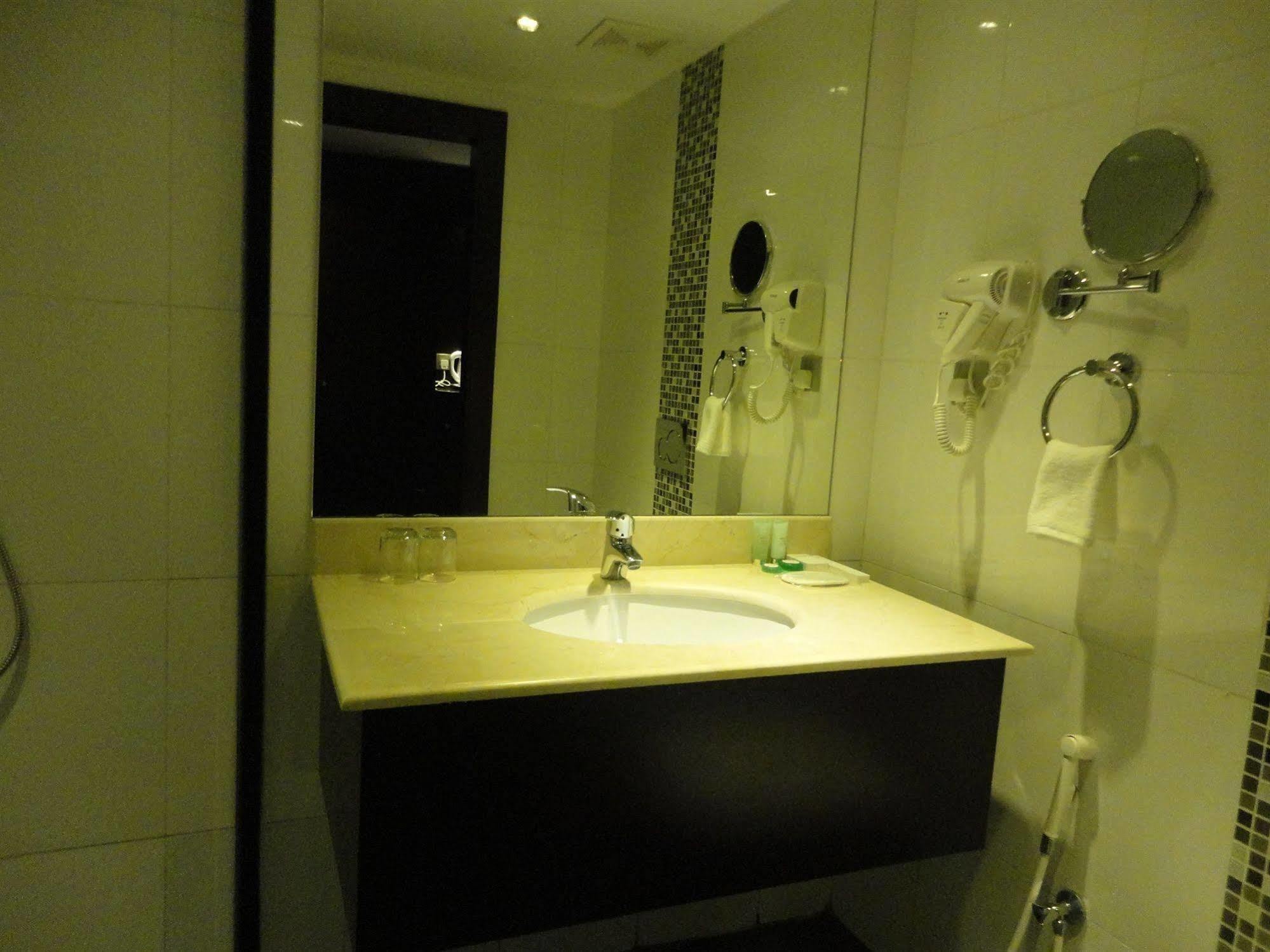 Days Olaya Hotel Riaad Buitenkant foto